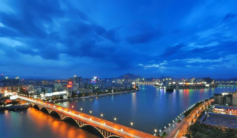 雷雨大風(fēng)預(yù)警信號解除 （7月3日19時23分）